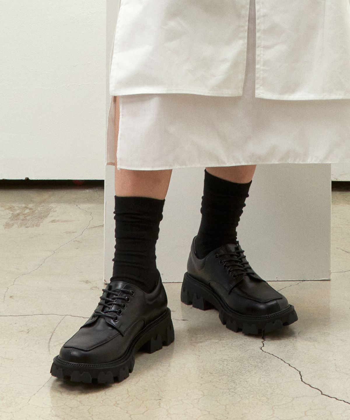 세스띠(CESTI) 캐쥬얼 하이탑 워커솔 로퍼 (BLACK)