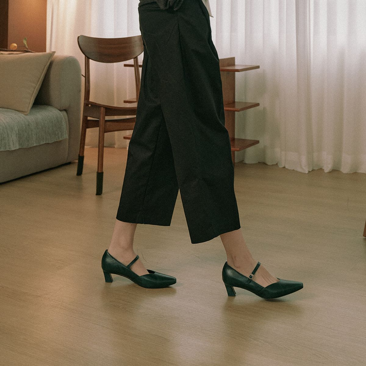 케리제이드(KERRIJADE) Rare Maryjane Pumps_Green