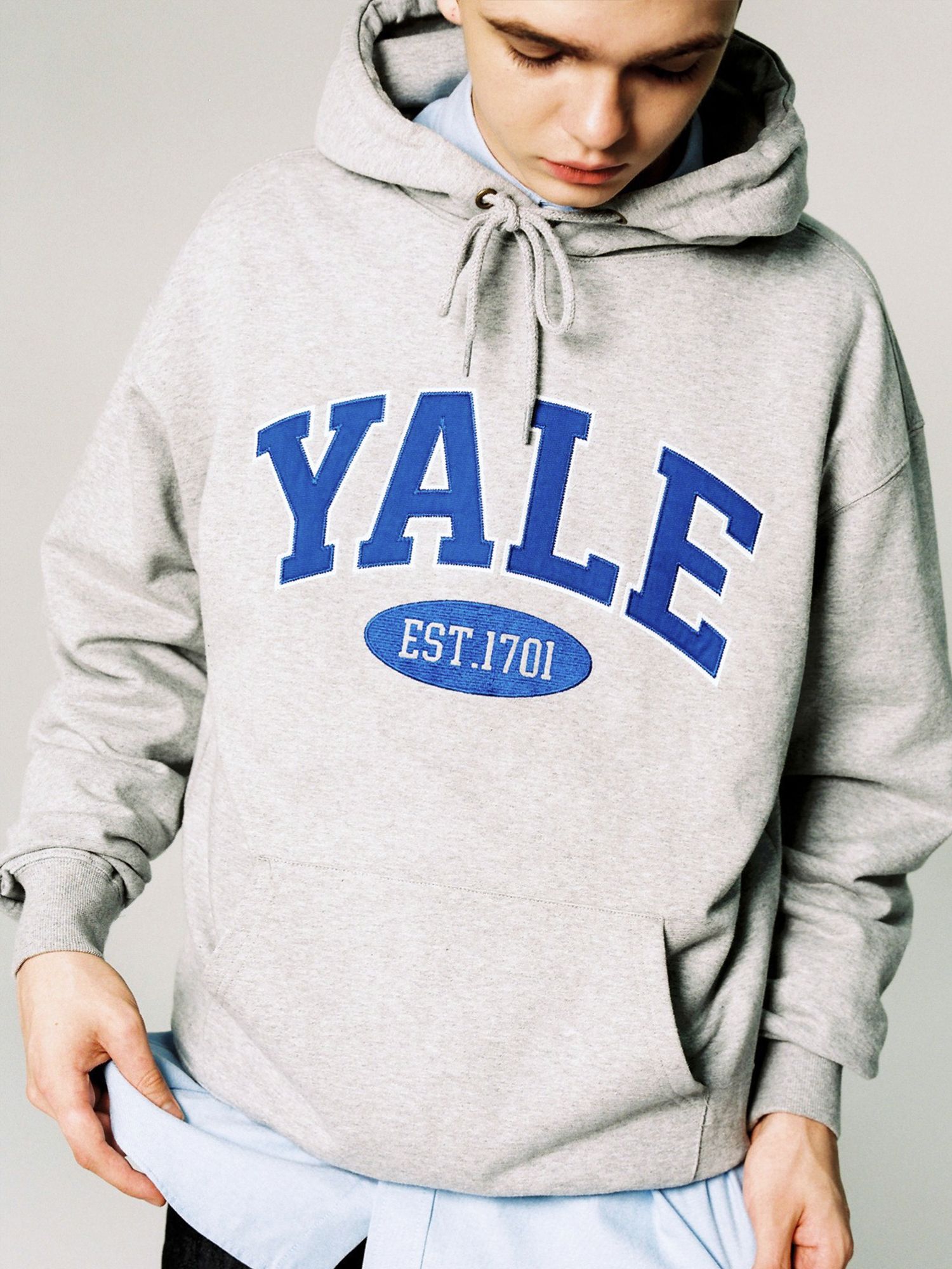 MUSINSA | YALE 2 TONE ARCH HOODIE BROWN