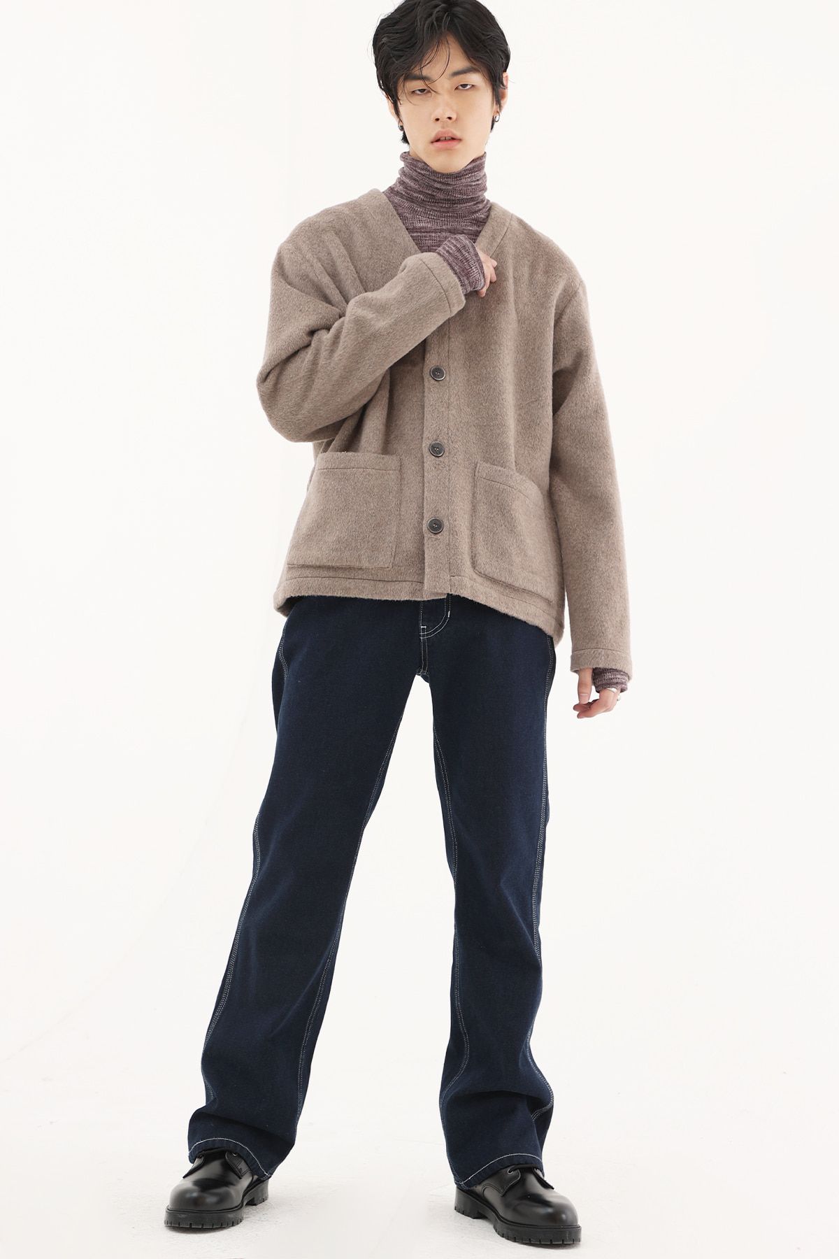 디메이든(DEMADEN) MAN 글로즈 알파카 가디건 모카