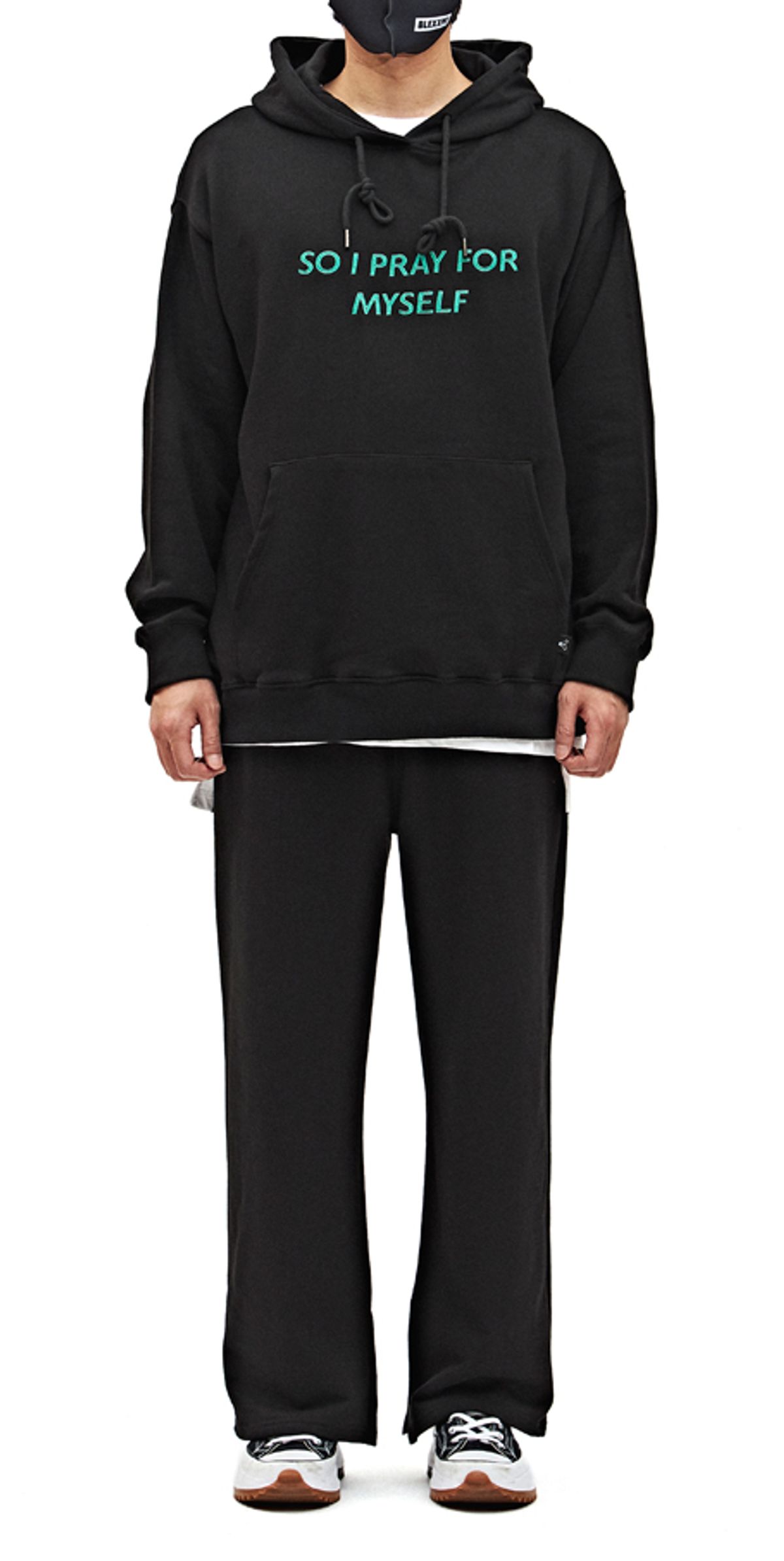 블랙스미(BLEXXME) SO I PRAY FOR MYSELF OVERSIZE FIT HOOD T-SHIRT BLACK