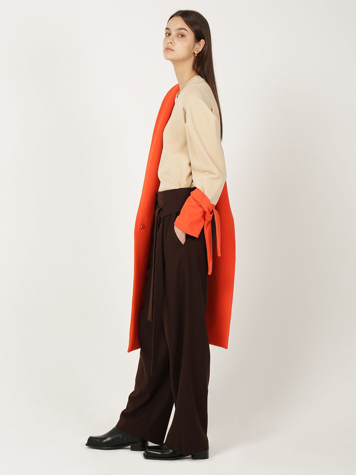 르이엘(LE YIEL) Tuck Detail Wide Pants_Brown 턱 디테일 와이드 팬츠_브라운