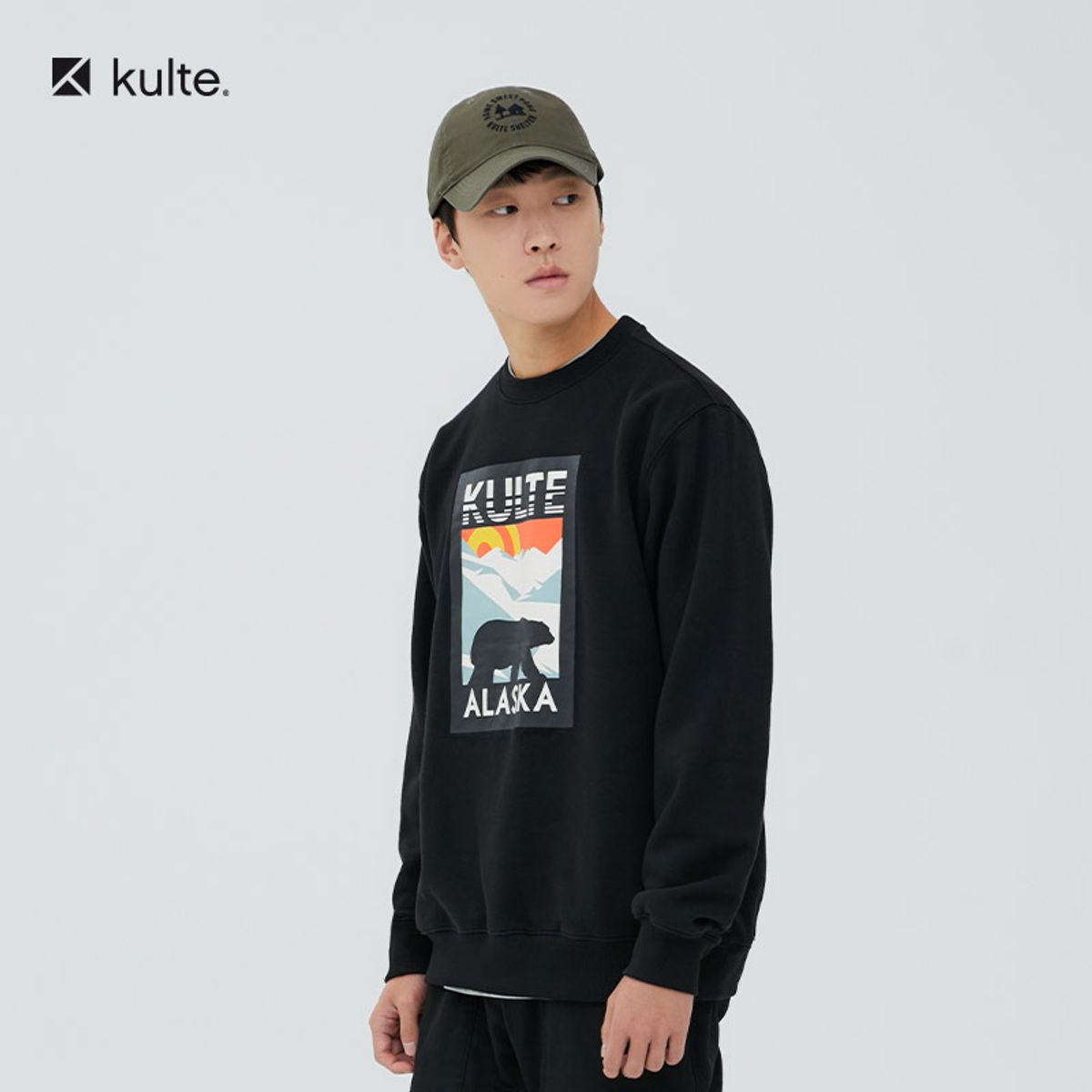쿨트(KULTE) 016 알래스카 크루넥 맨투맨 블랙