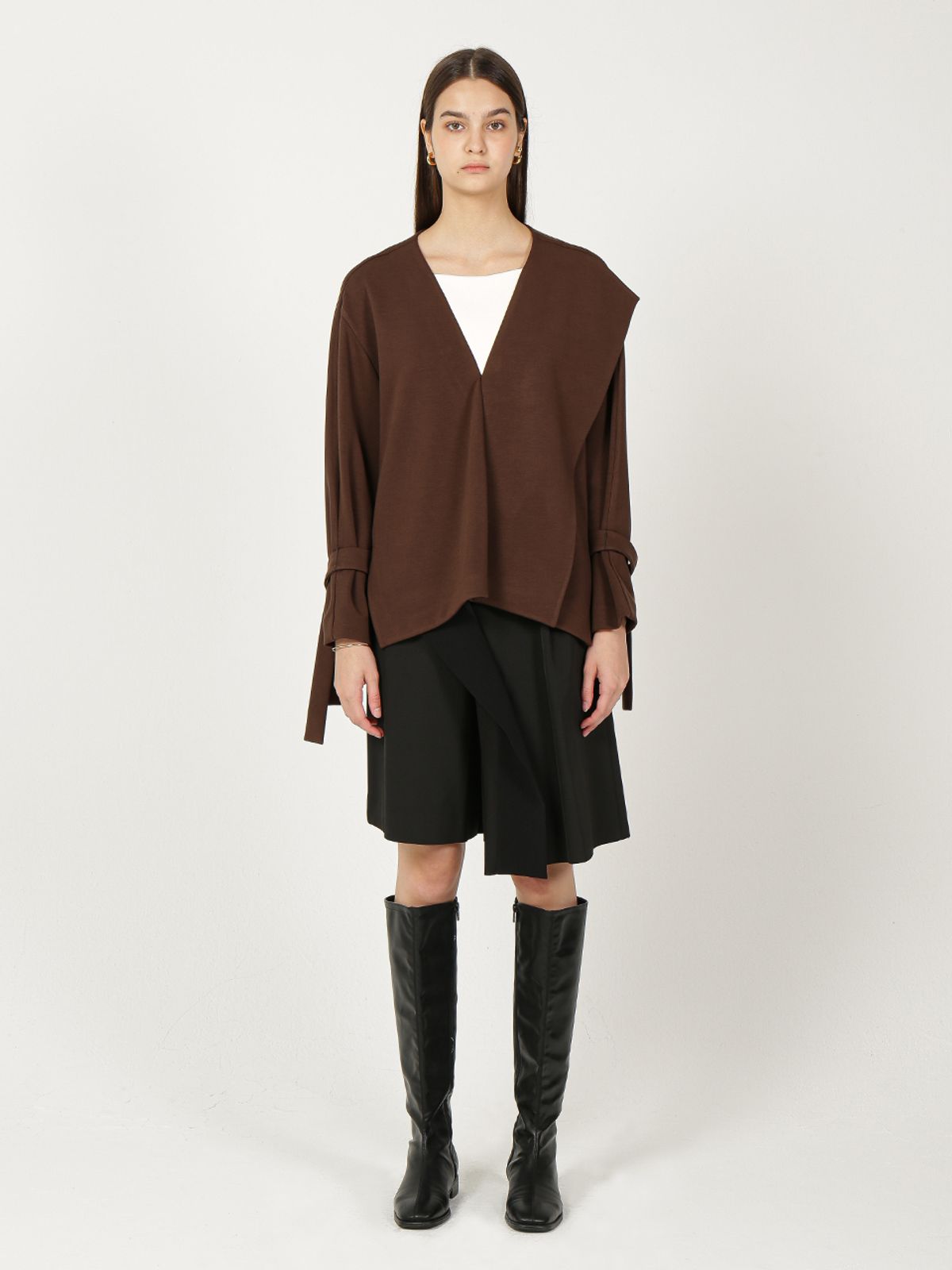 르이엘(LE YIEL) Color Block Blouse_Brown 컬러 블럭 블라우스_브라운