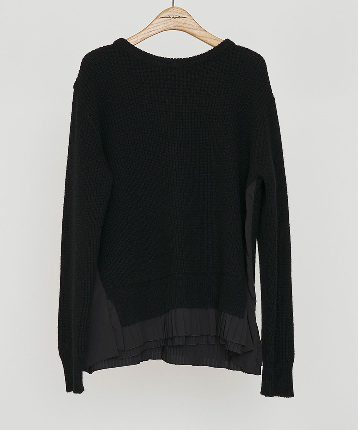 마누엘 에 기욤(MANUELLE ET GUILLAUME) Alpaca pleats knit real black