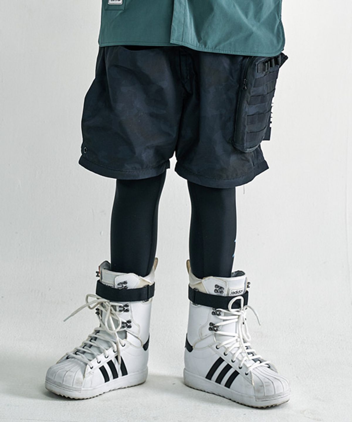 88리미티드(88LIMITED) P-5 803 ROAD PANTS(D.CAMO)