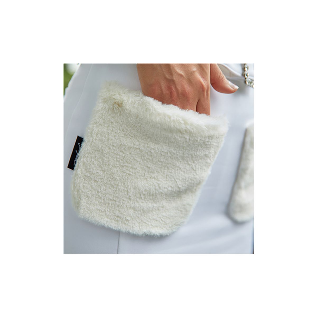 제이제인(J.JANE) 퍼 포켓 스커트 (White)