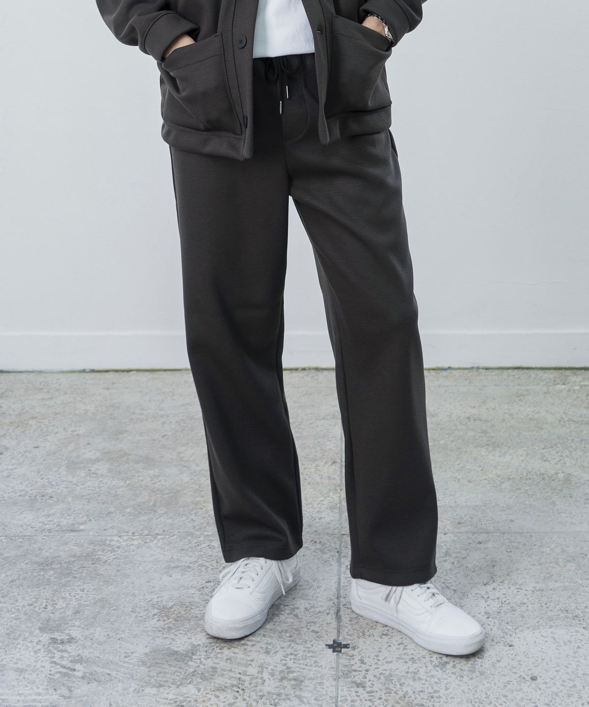 로이터로이터(LOITER LOITER) [LOUNGE SET-UP]19℃ W1R1 PANTS / D.BROWN