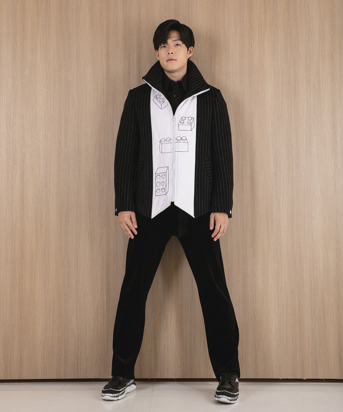 와이쏘씨리얼즈(WHYSOCEREALZ) LEG* Tuxedo Coat