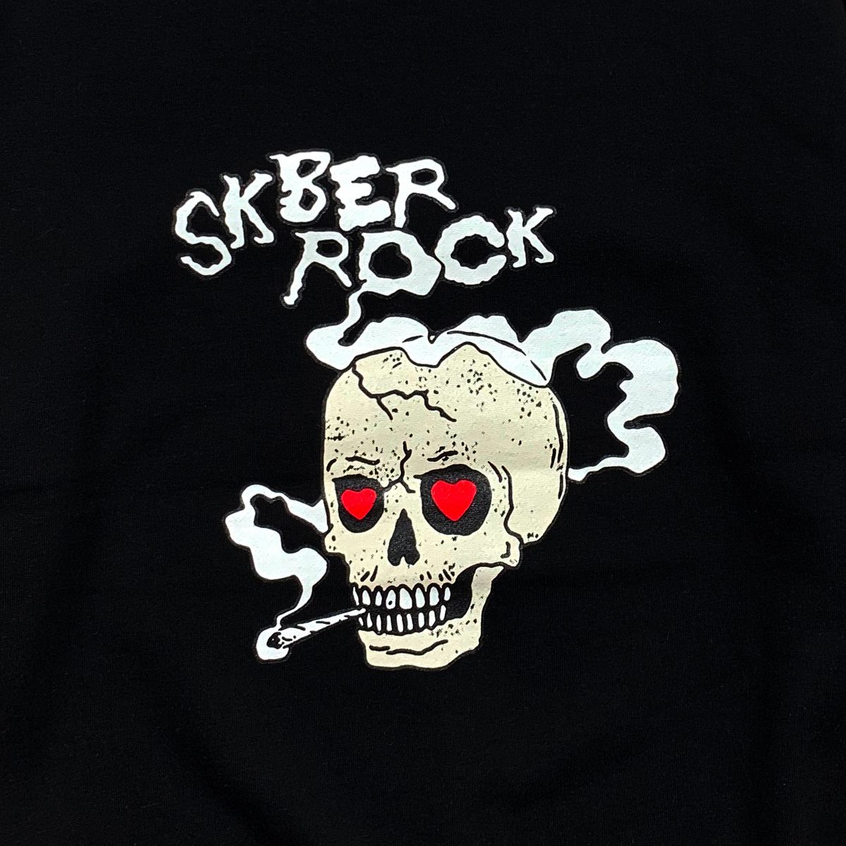 스케이터락(SK8ER ROCK) [기모]스모킹 스컬 스웨트 셔츠 블랙