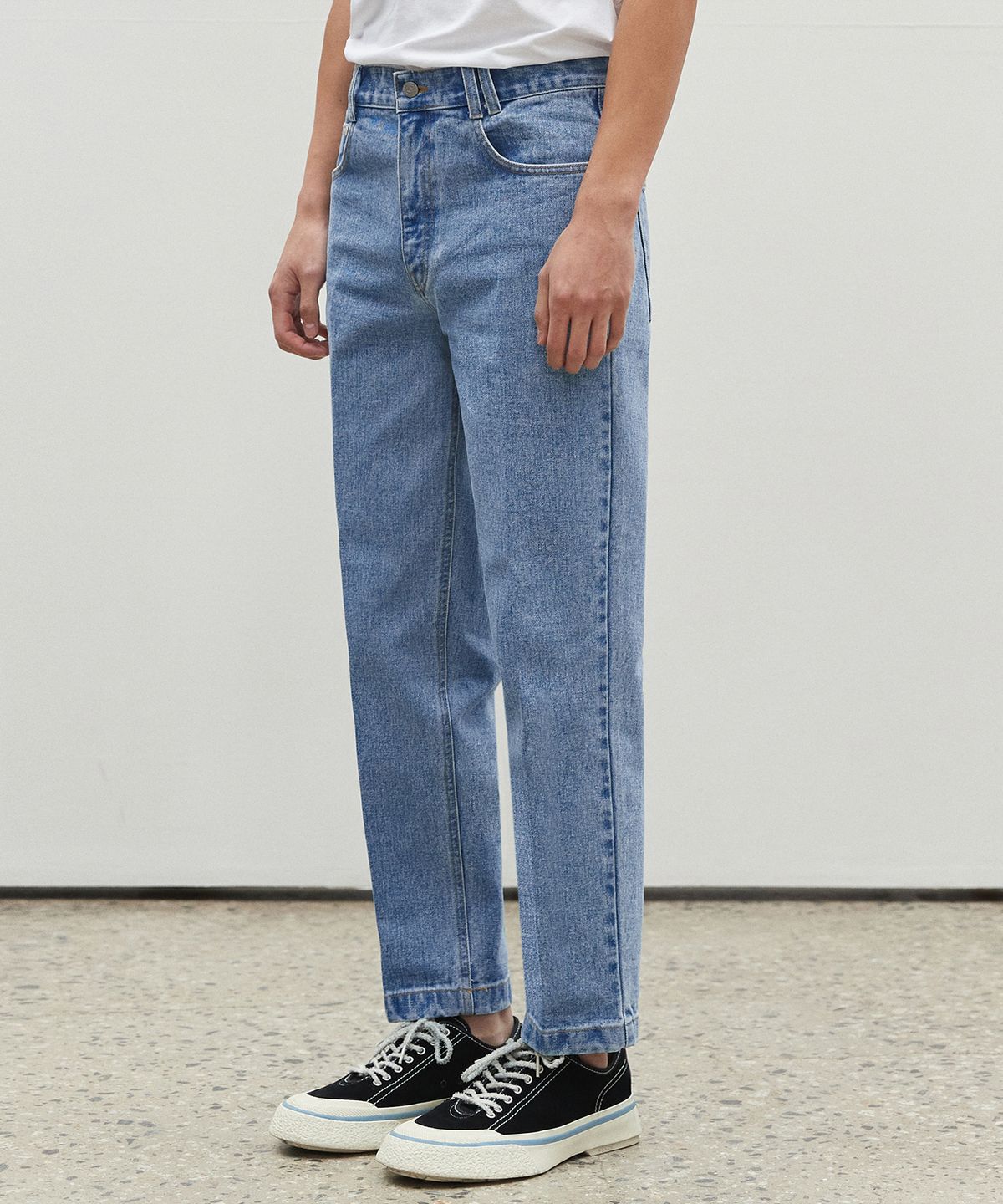 데케트(DECET) Dawn Cropped Tapered Jeans DCPT001LightBlue