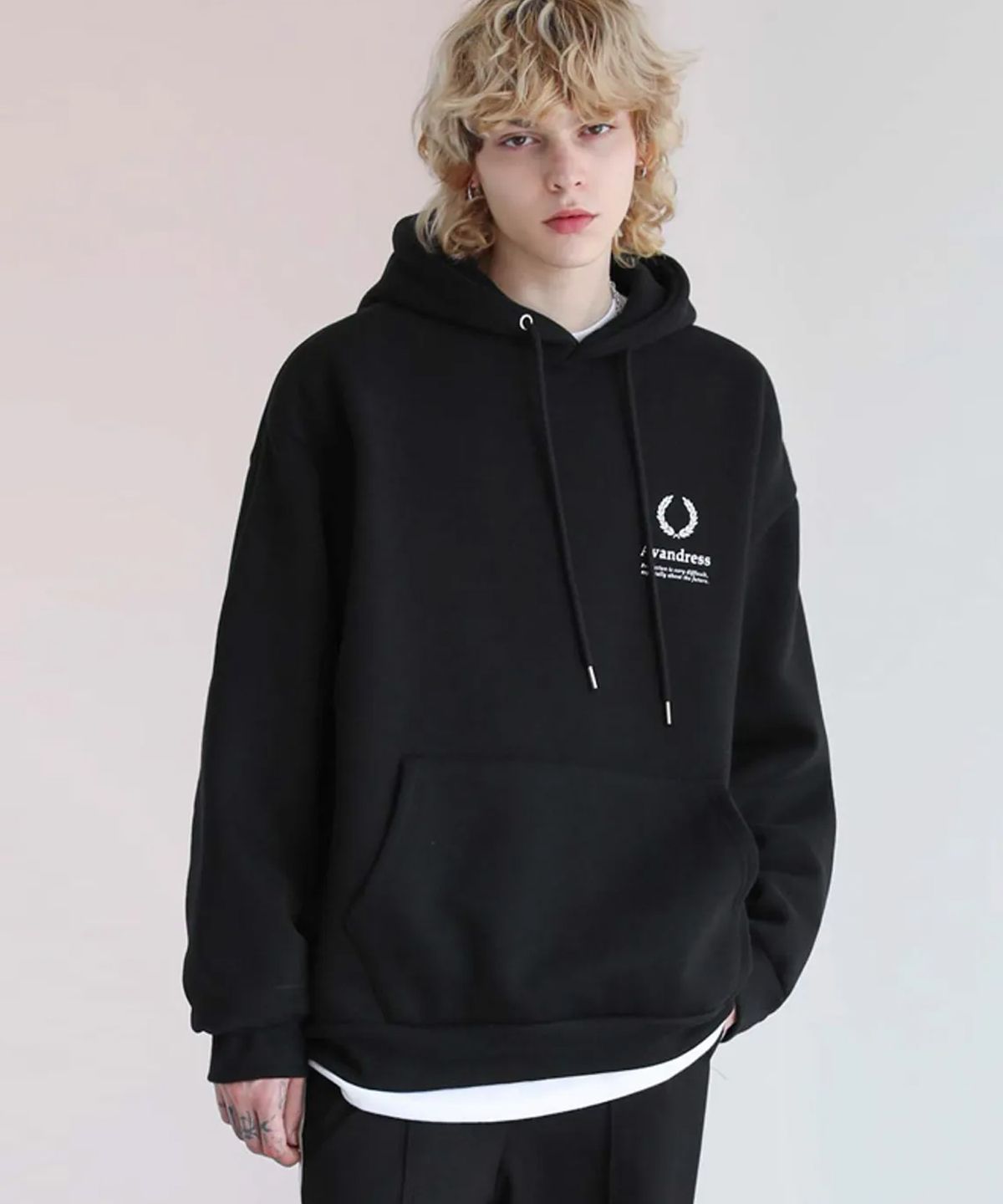 어반드레스(AVANDRESS) MINI LAUREL OVERSIZED HOODIE - 4COL