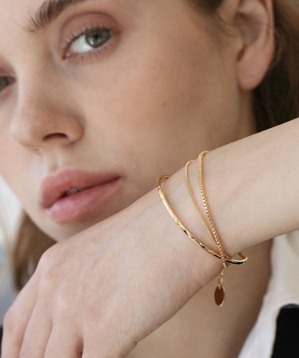 레이지던(LAZYDAWN) bangle layered chain bracelet B034