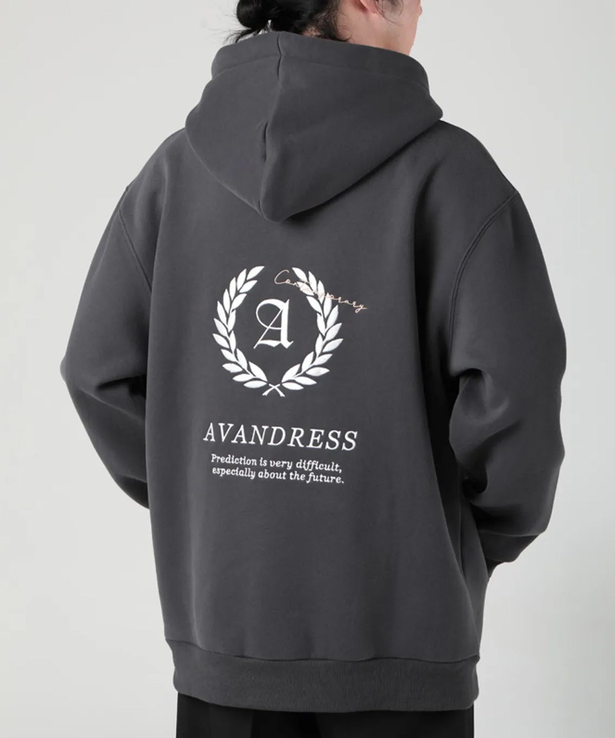 어반드레스(AVANDRESS) UNISEX LAUREL OVERSIZED HOODIE PURPLE