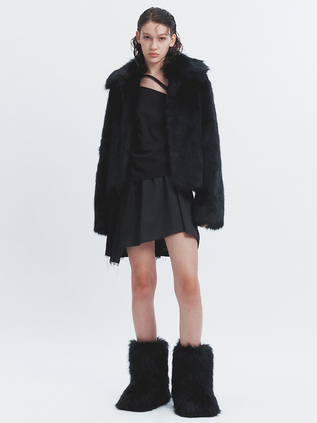 해브레스(HAVELESS) HAILEE FAUX FUR JACKET BLACK