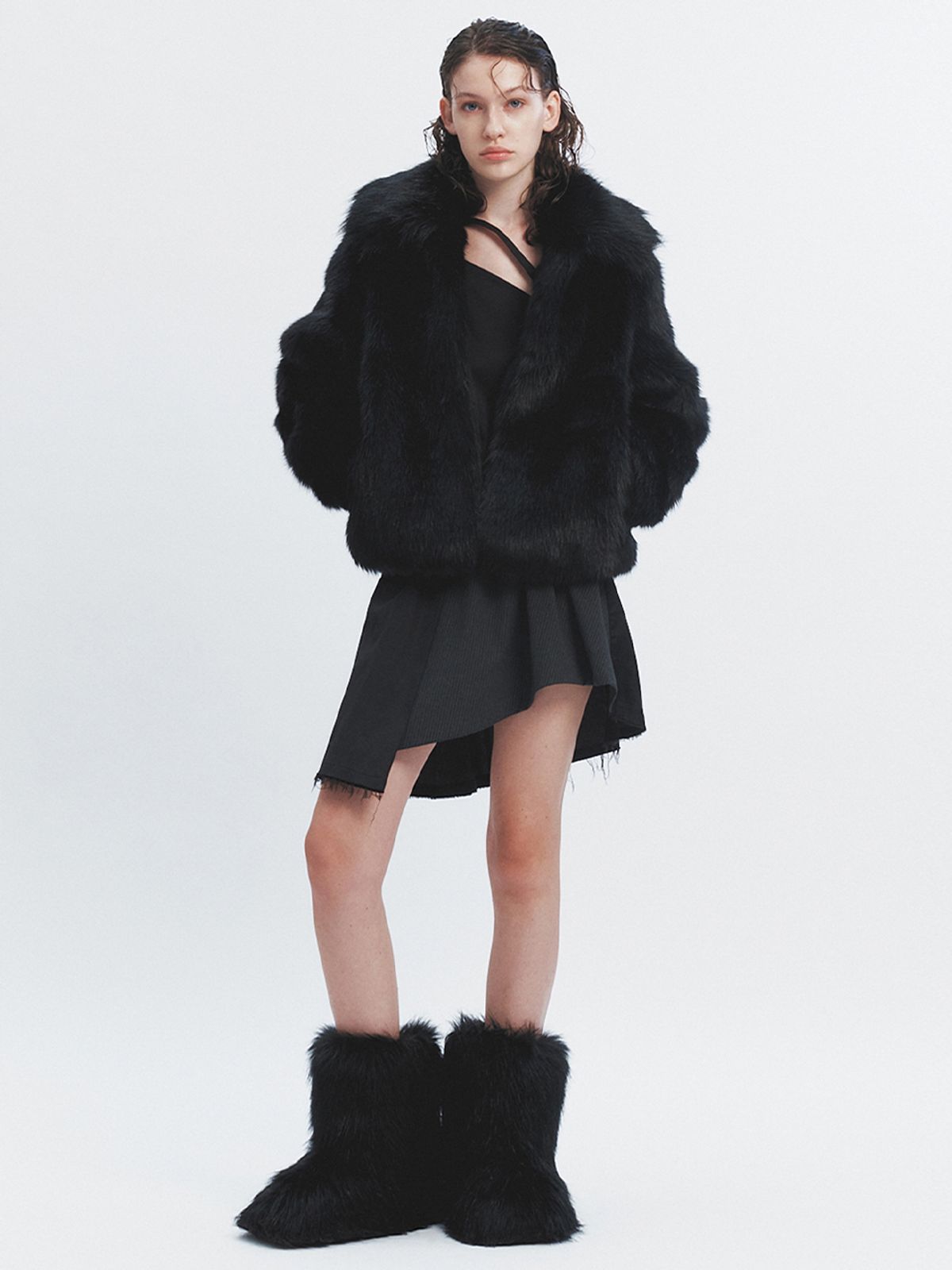 해브레스(HAVELESS) HAILEE FAUX FUR JACKET BLACK