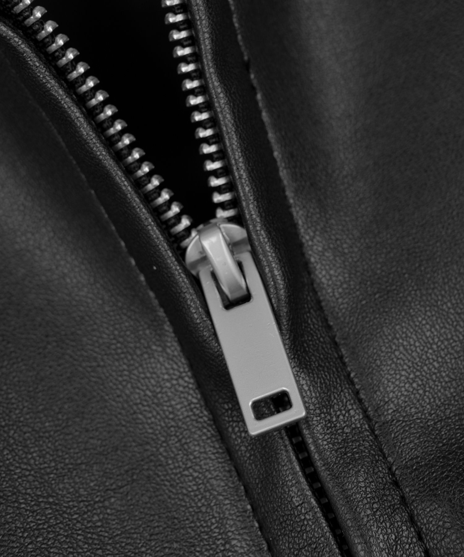 MUSINSA | BLACK MOMENT [Vegan leather] Overfit single