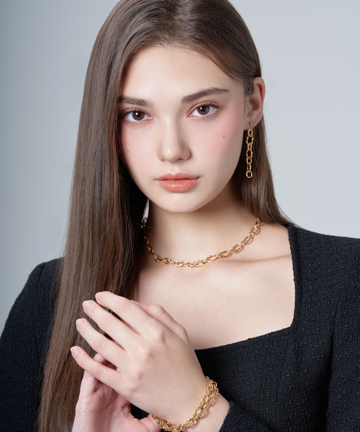 하와(HAWHA) TWIST GOLD CHAIN NECKLACE