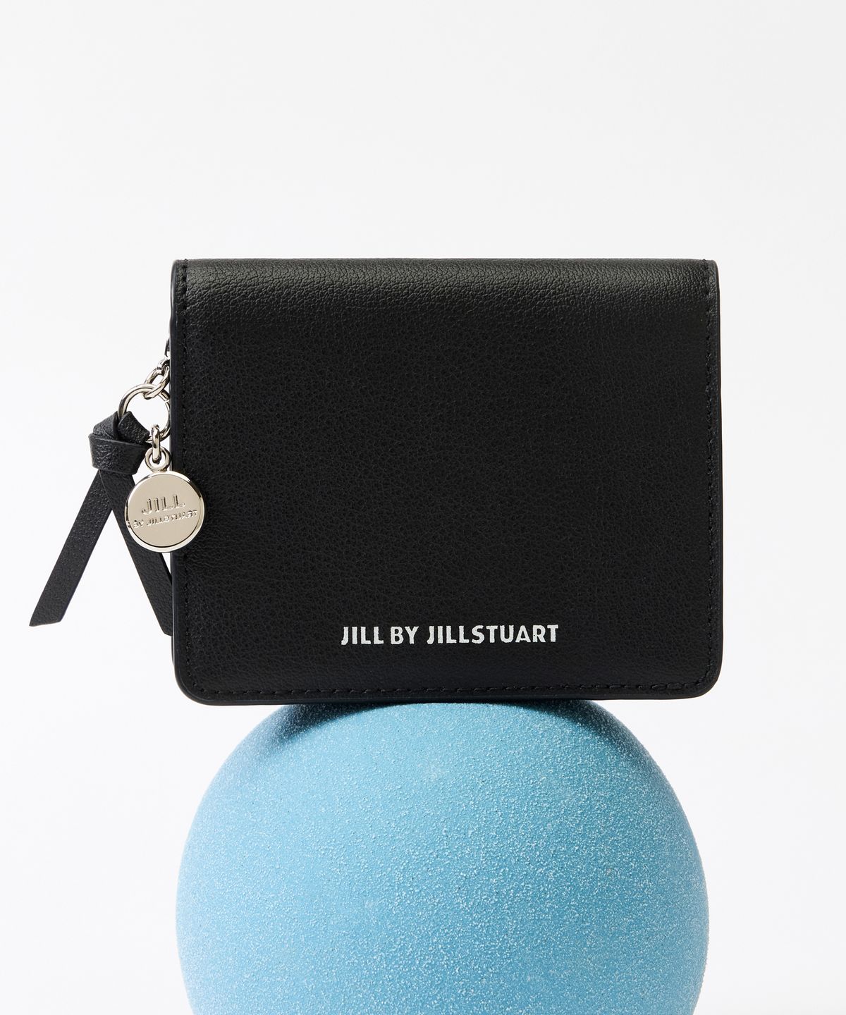 질바이질스튜어트(JILL BY JILLSTUART) [BONNIE] 로고프린트 소가죽 반지갑 - 4colors