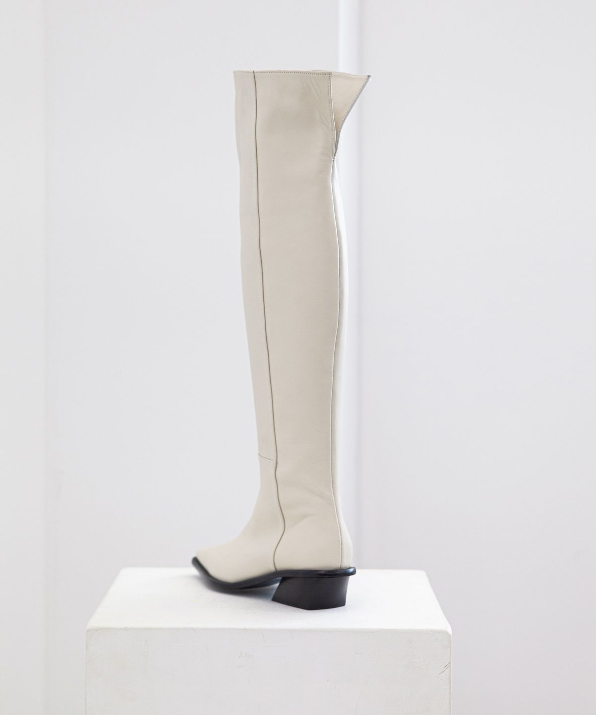 트윗비피(TWVP) Collar Knee-High Boots 칼라 니하이 부츠 21F23IV