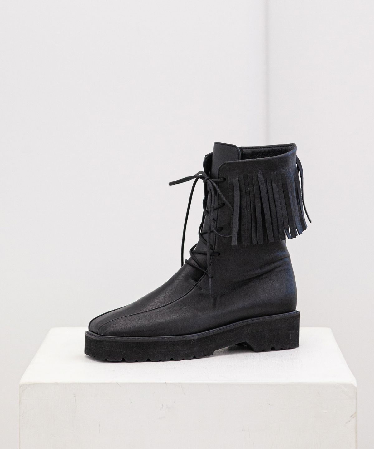 트윗비피(TWVP) Amicare Fringe  Walker 아미카르 프린지 워커 21F65BK