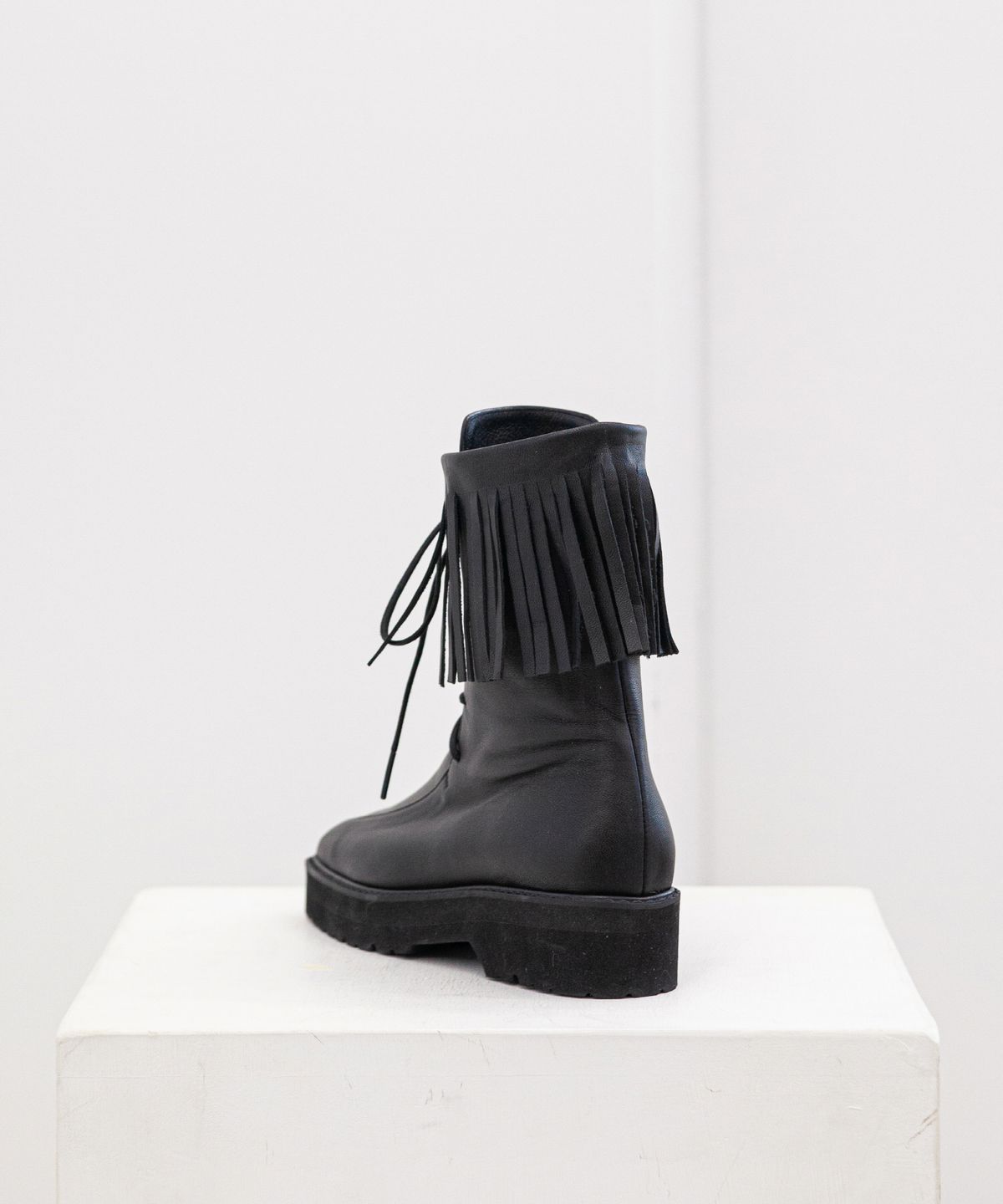 트윗비피(TWVP) Amicare Fringe  Walker 아미카르 프린지 워커 21F65BK