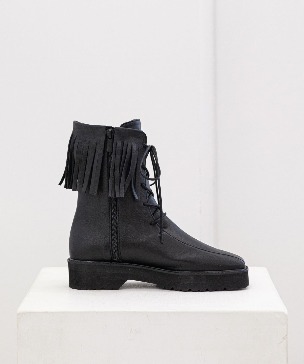트윗비피(TWVP) Amicare Fringe  Walker 아미카르 프린지 워커 21F65BK