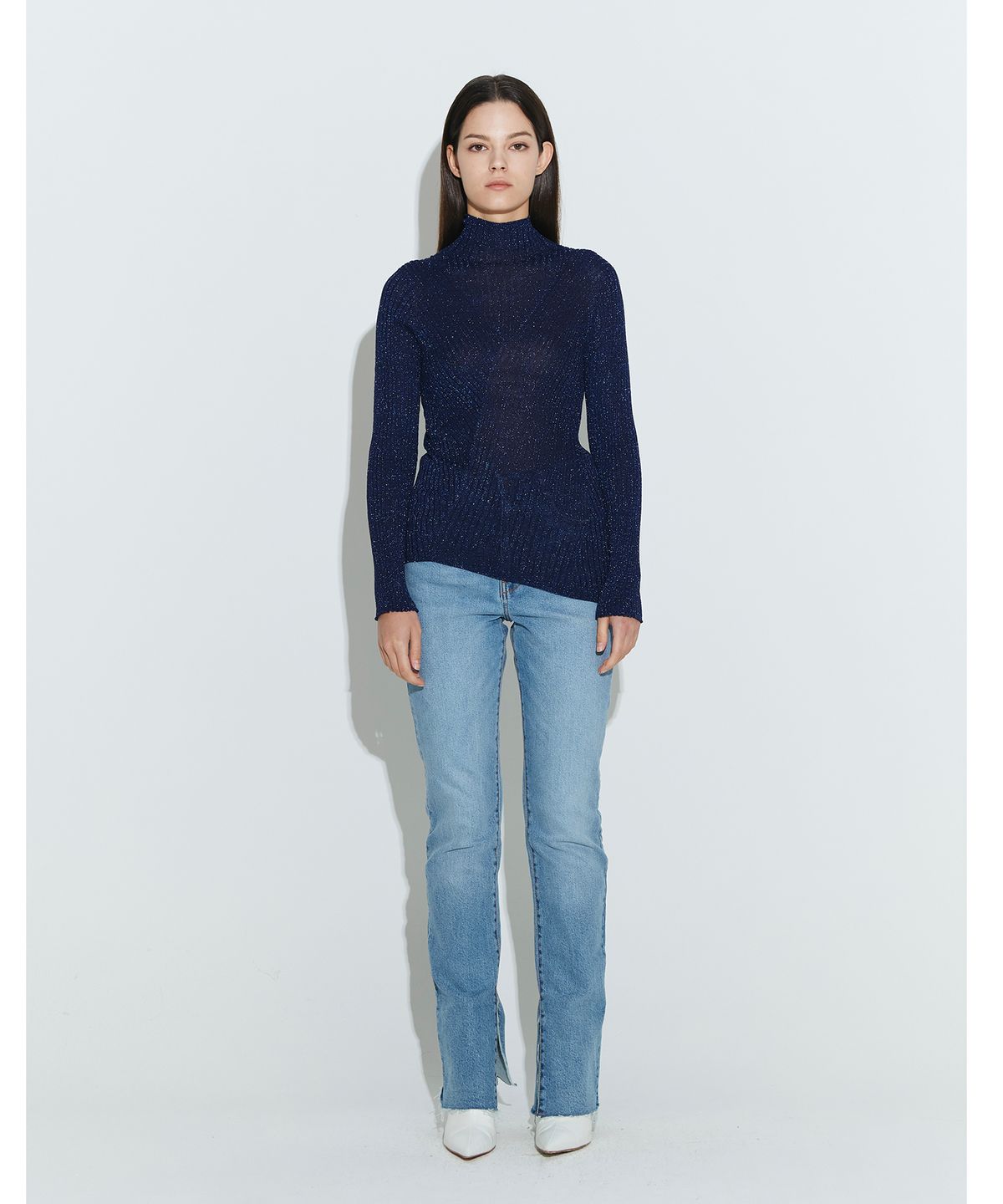 채뉴욕(CHAENEWYORK) V Unbalanced Knit Top [Blue]