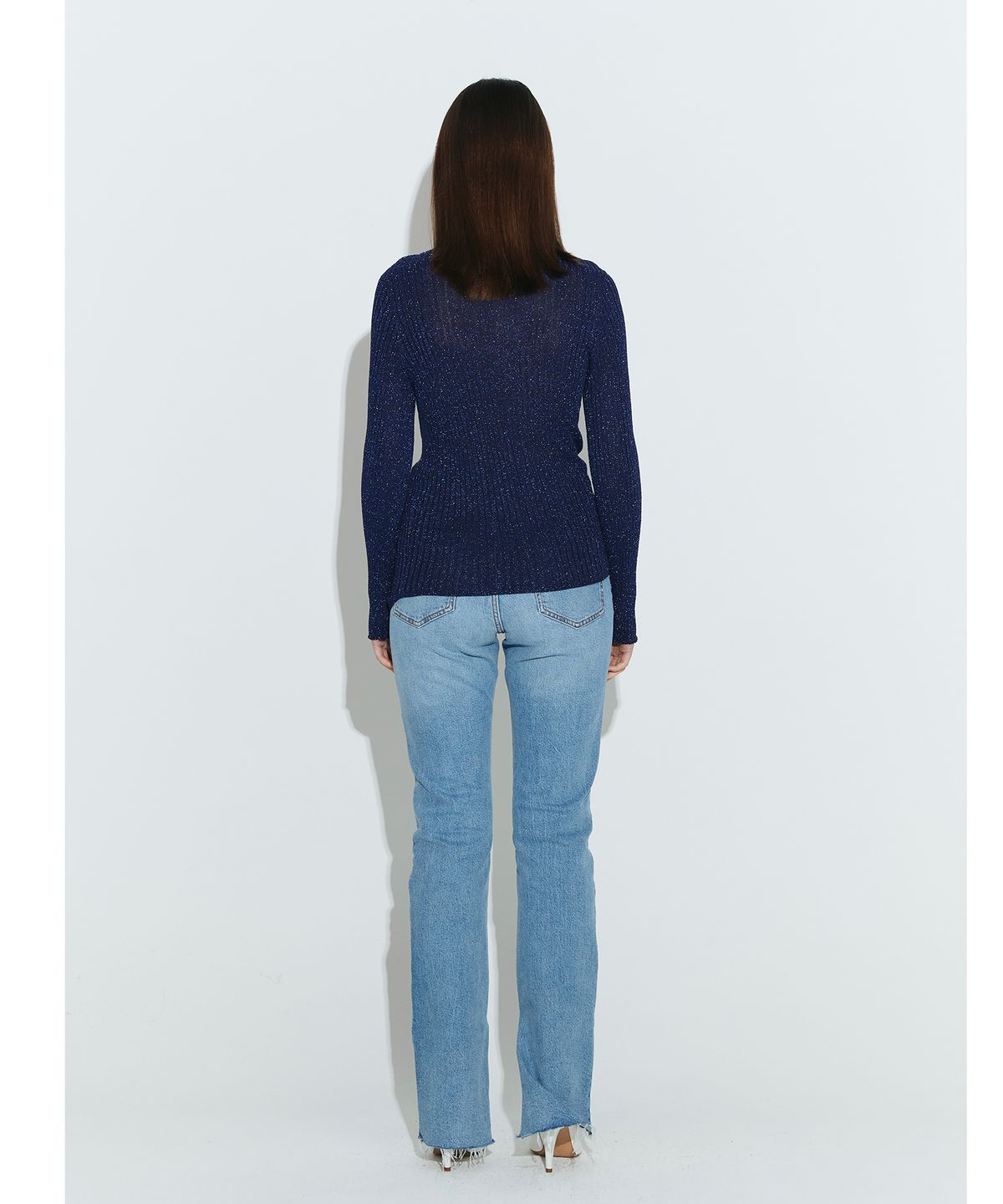 채뉴욕(CHAENEWYORK) V Unbalanced Knit Top [Blue]