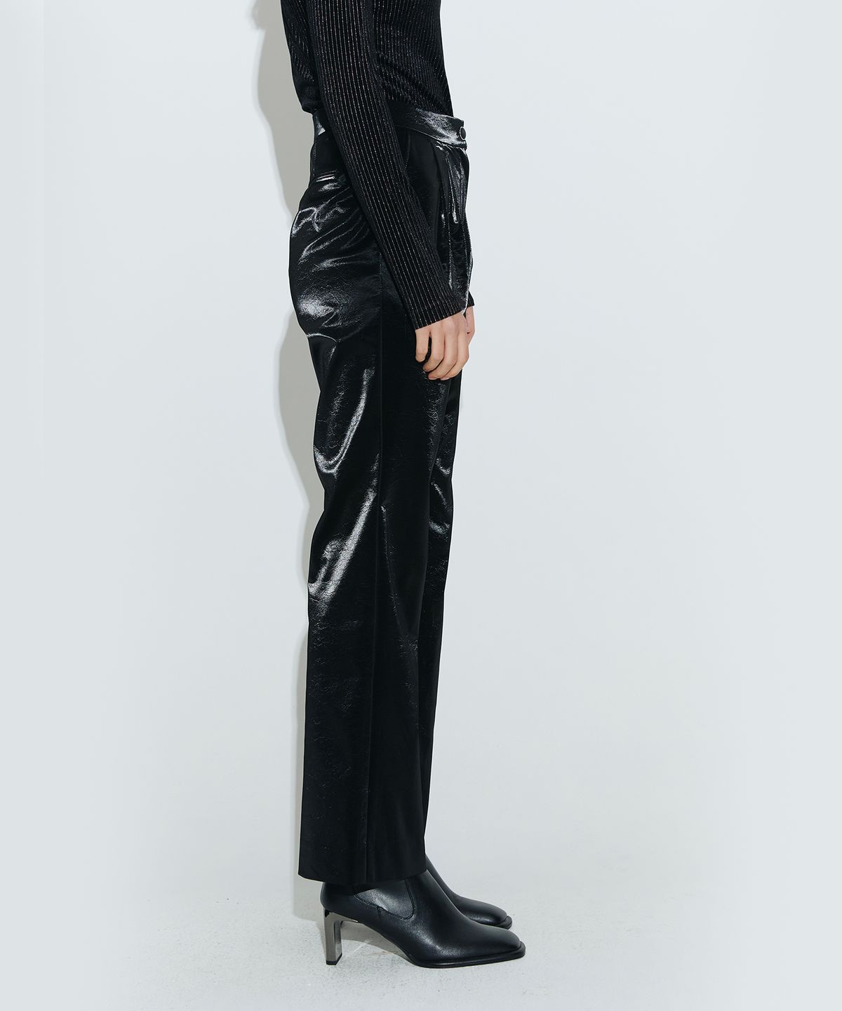 채뉴욕(CHAENEWYORK) Semi Bootcut Trouser [Black Leather]