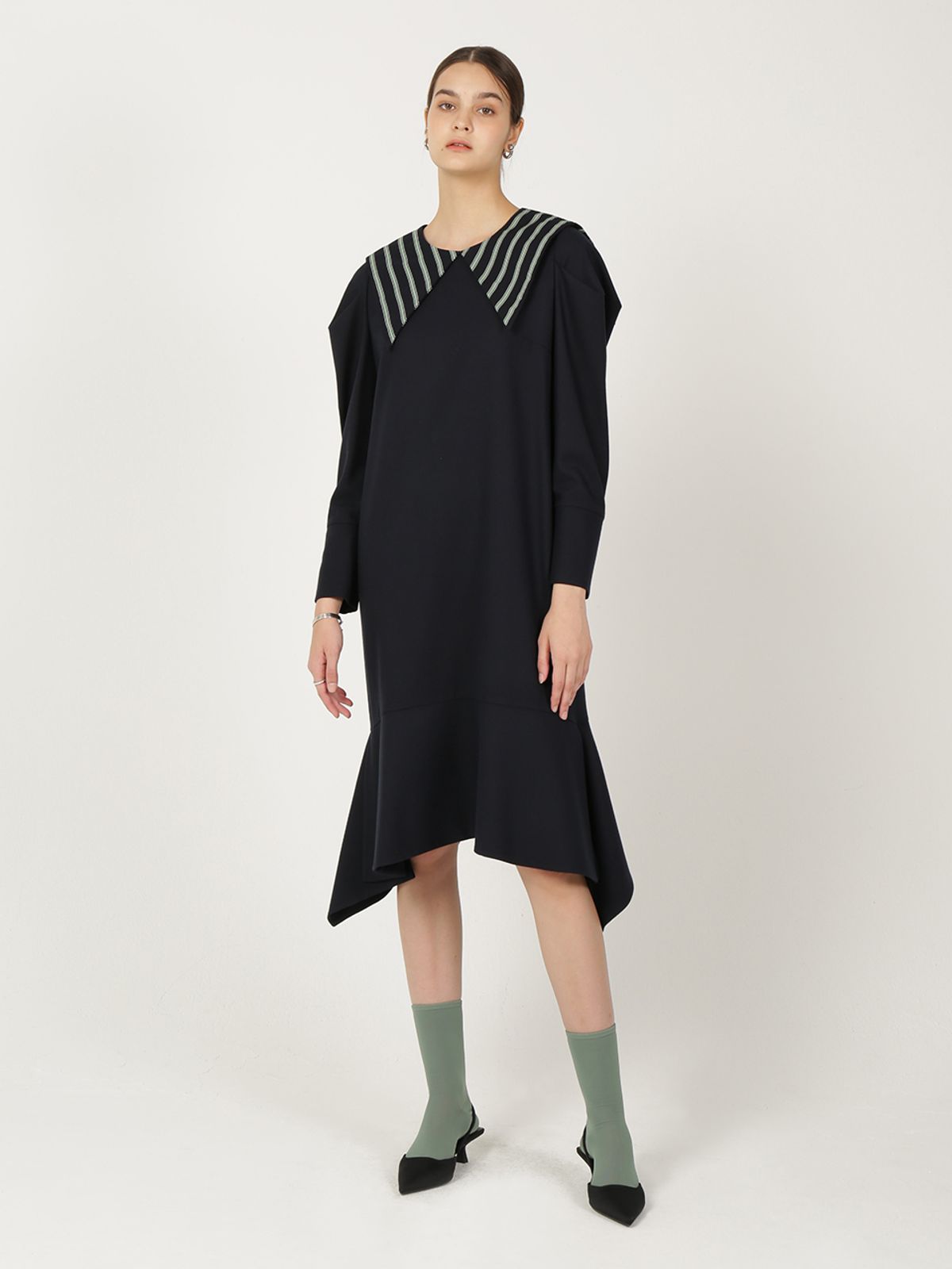 르이엘(LE YIEL) Flare Dress 플레어 드레스
