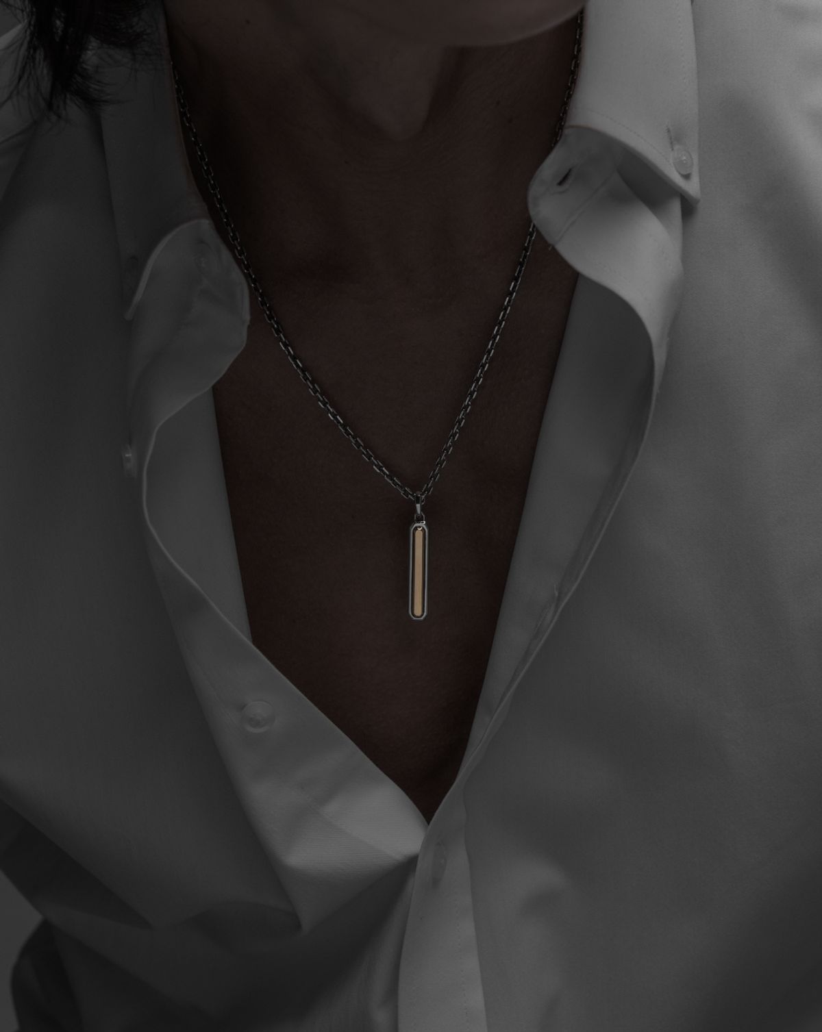 스팅925(STING925) 2-Sided Emerald Cut Stick Pendant