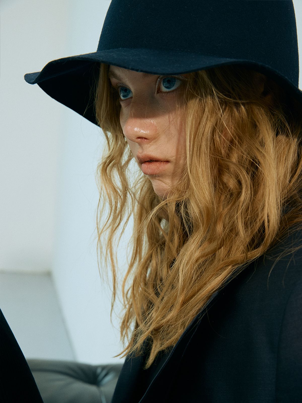 포에지담(POESIEDAME) [Let there be light] Lou floppy hat in dark navy