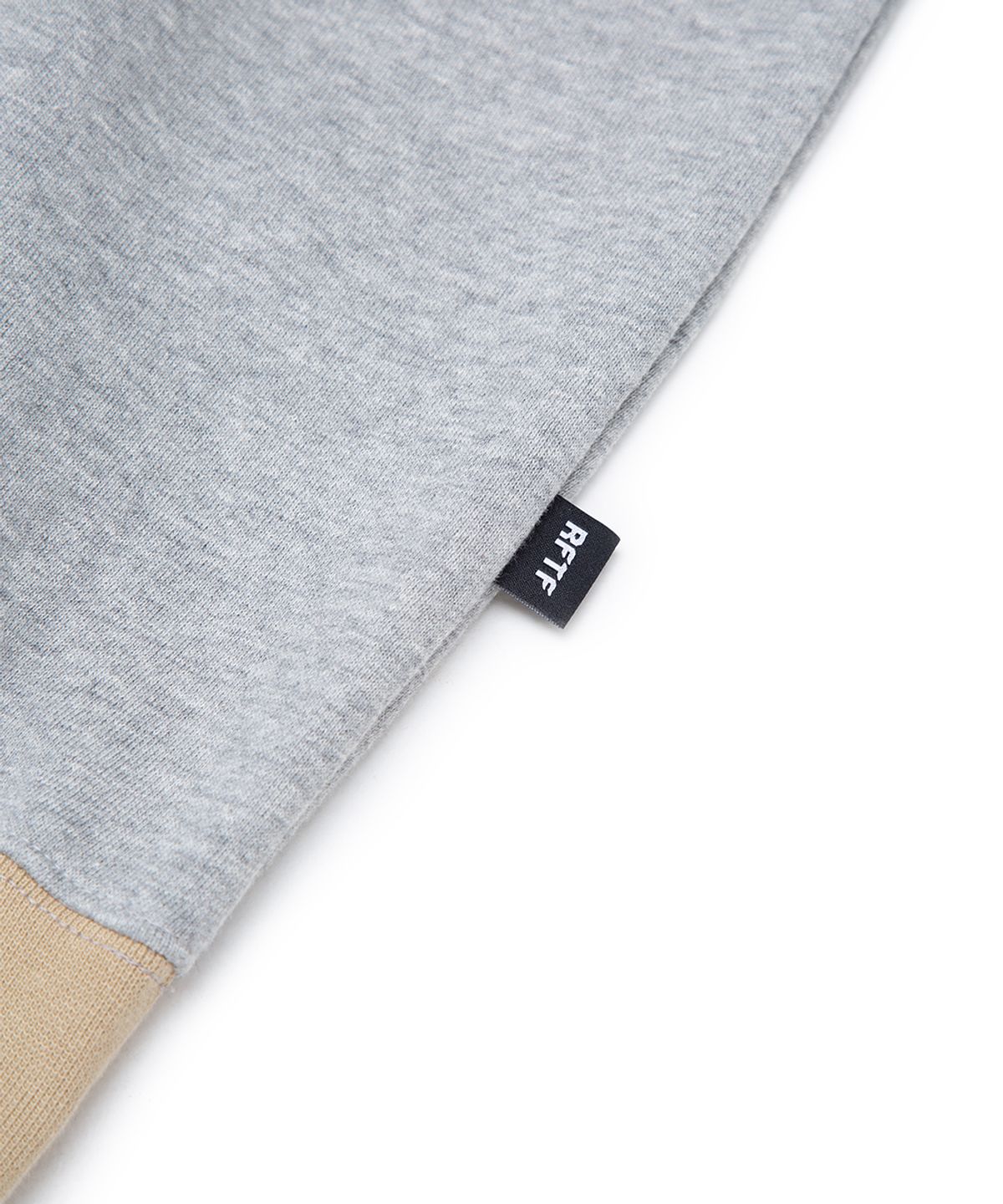 러프앤터프(RUFFNTUFF) Space R logo sweat shirts M / G