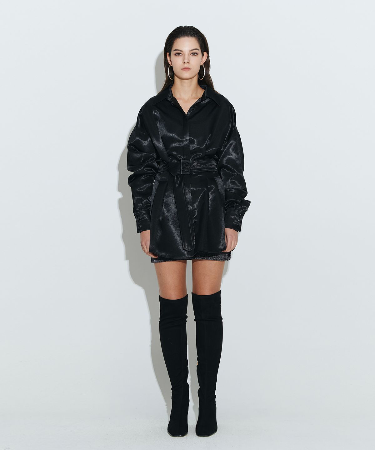 채뉴욕(CHAENEWYORK) The Boss Satin Long Shirts [Black]