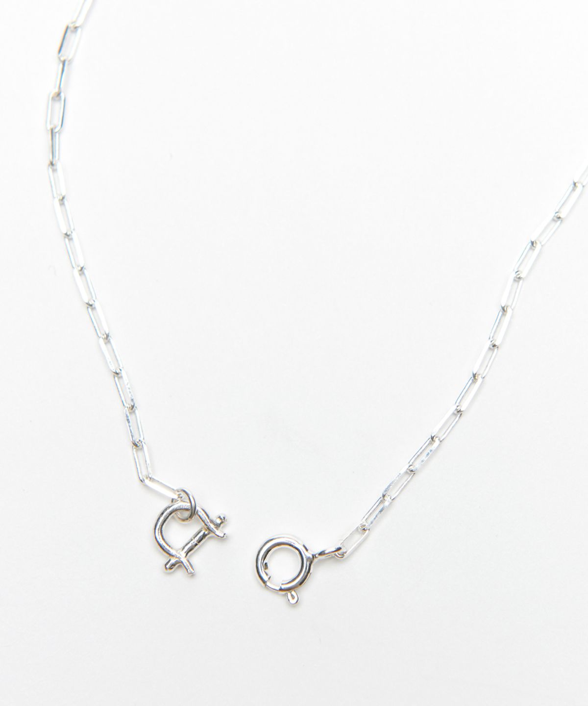 엘리오나(ELYONA) Skewered Anchor Necklace (닻목걸이)