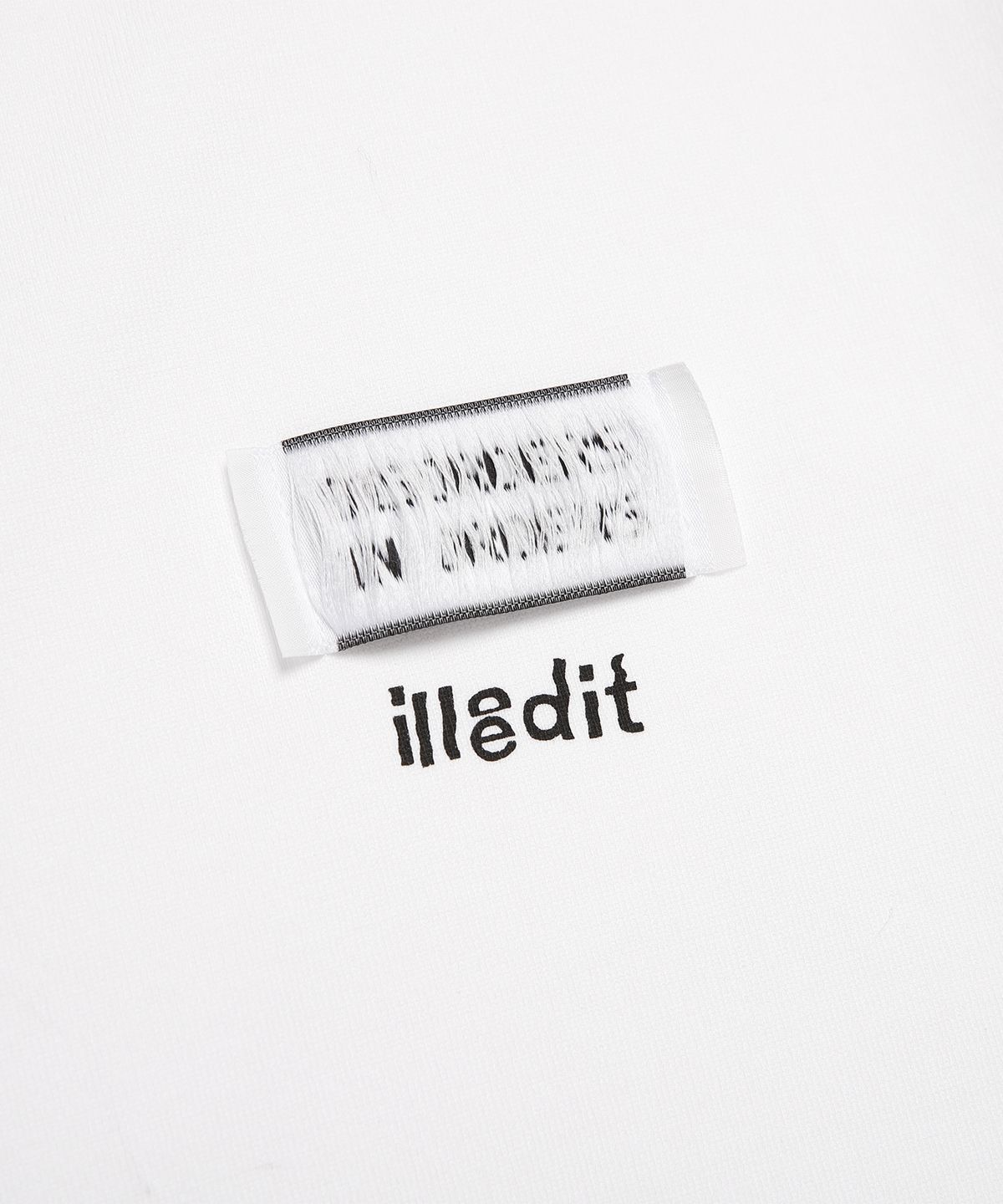 일레딧(ILLEDIT) HALF CUTTING T-SHIRT WHITE