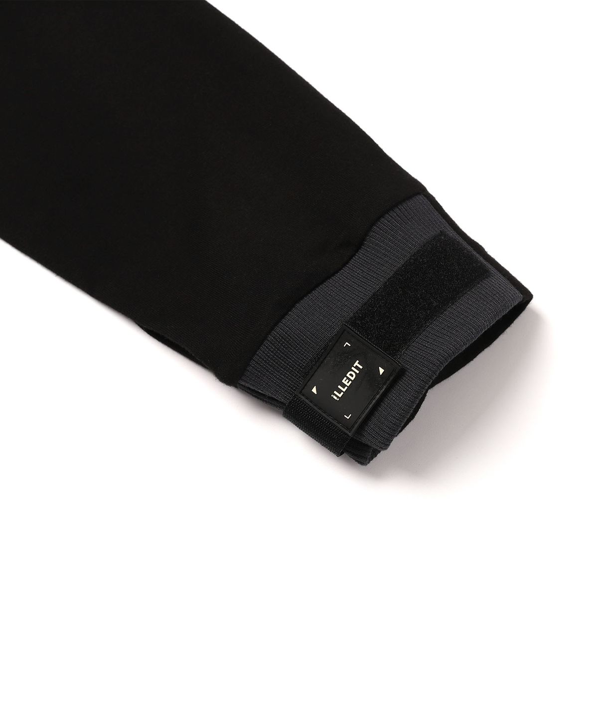 일레딧(ILLEDIT) DETAIL LONG SLEEVE T SHIRT