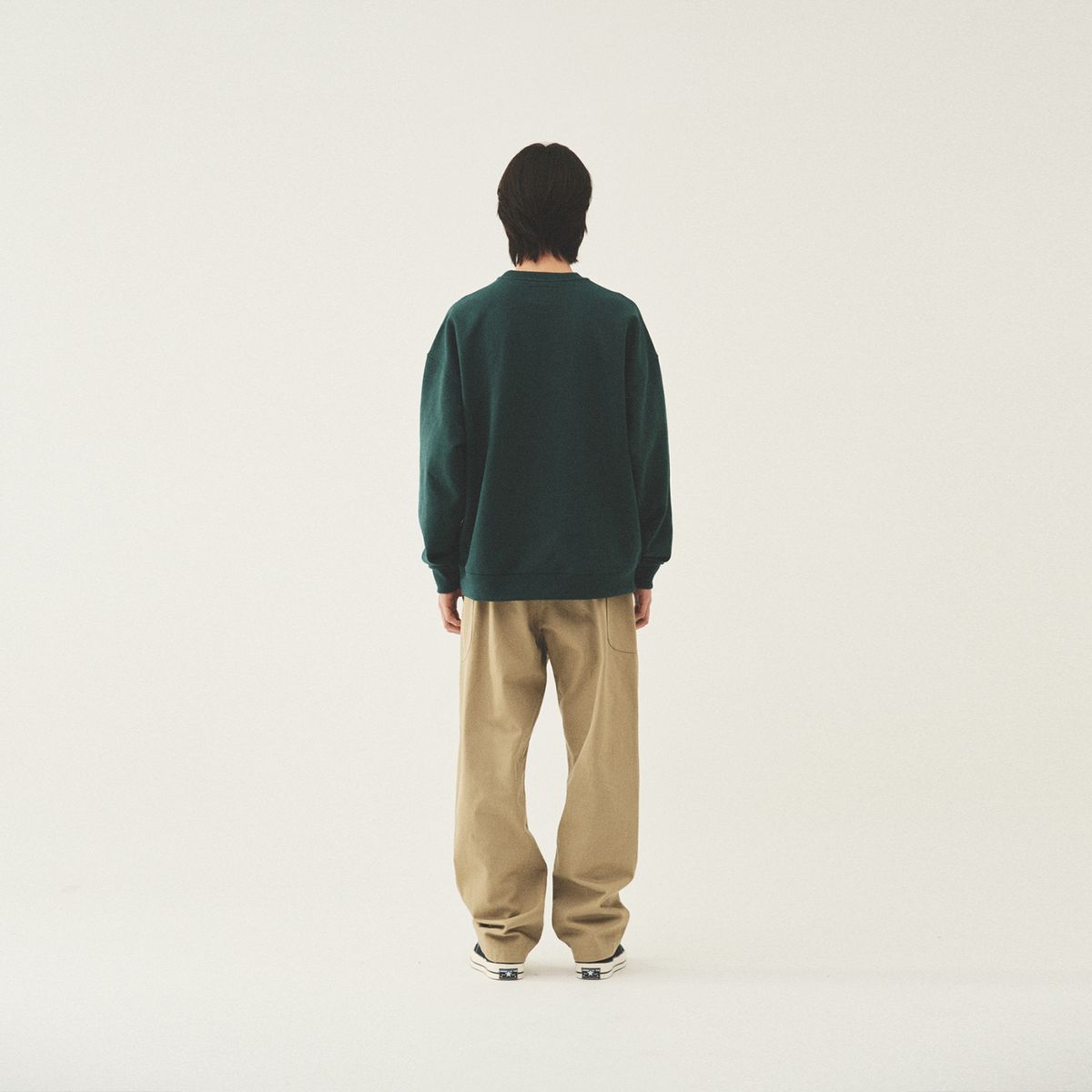 아주르(AZUR) #2 스웻셔츠 그린