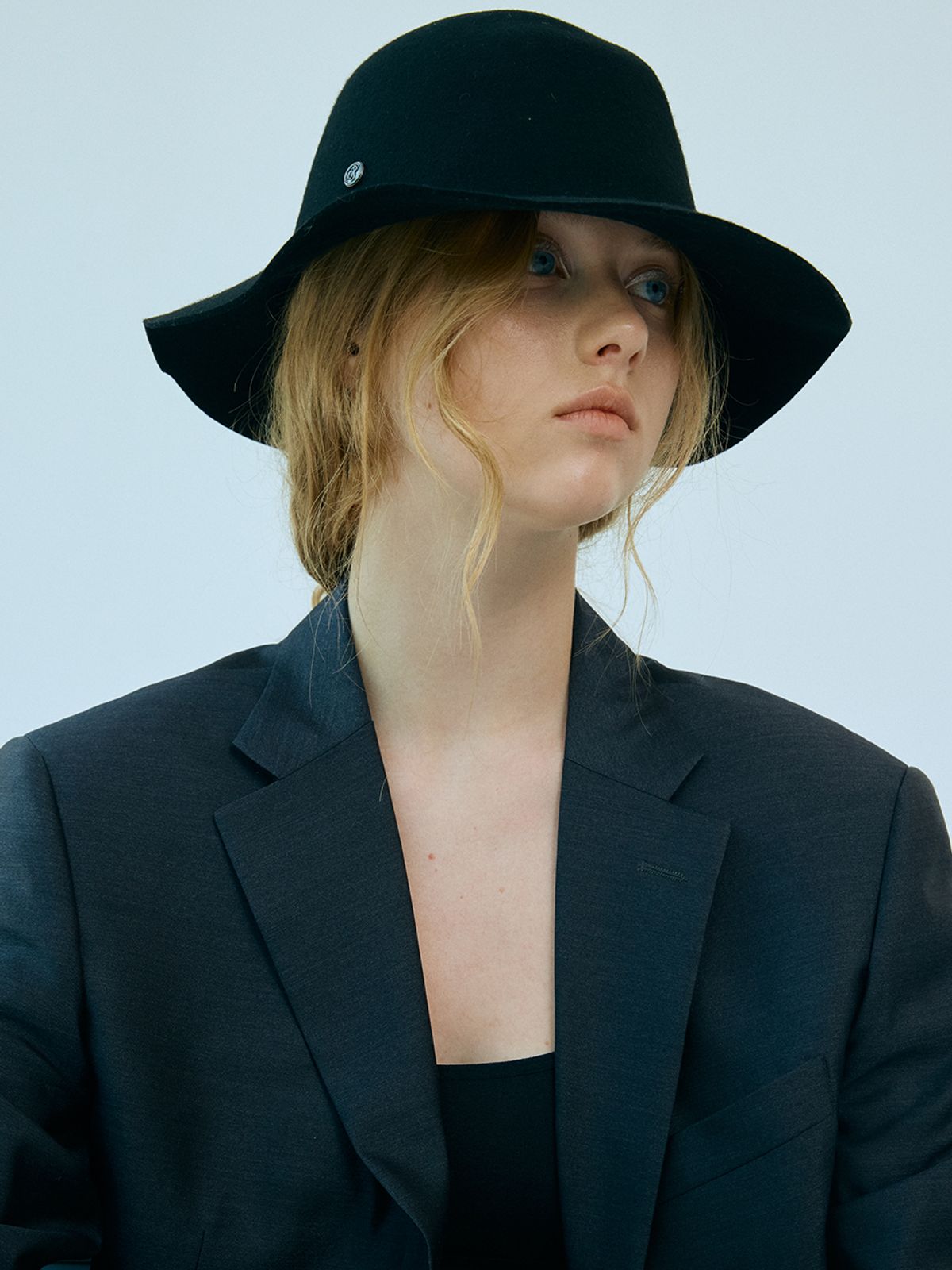 포에지담(POESIEDAME) [Let there be light] Lou floppy hat in black