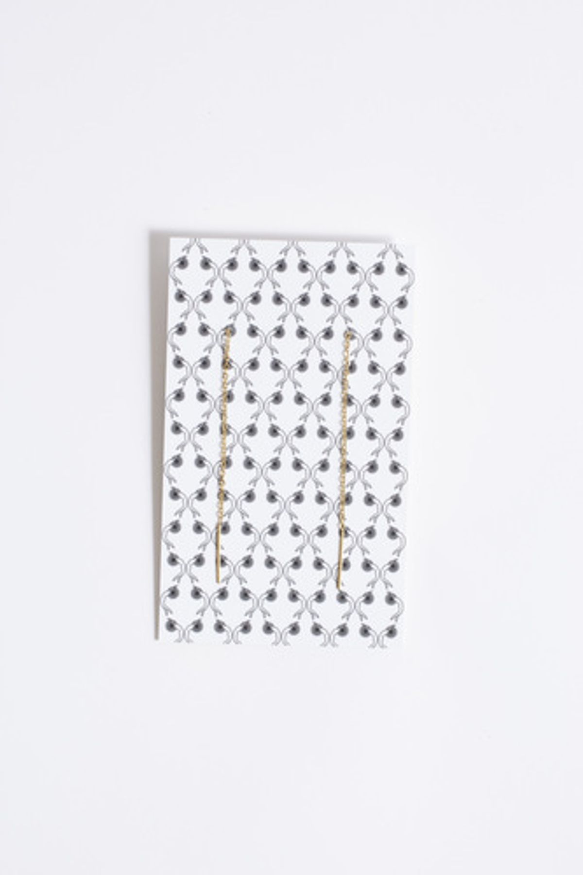 모드곤(MODGONE) 긴 담수진주 & 원석 귀걸이 Long pearl & gemstone earring