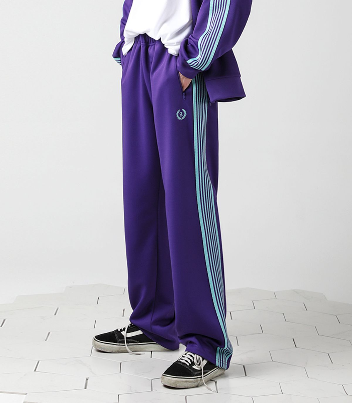 어반드레스(AVANDRESS) HERO TRACK WIDE PANTS KHAKI