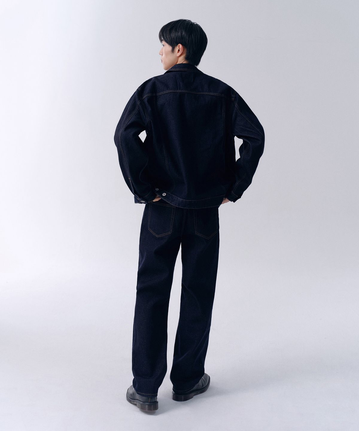 무신사 스탠다드(MUSINSA STANDARD) 레귤러 핏 데님 팬츠 [딥 인디고]