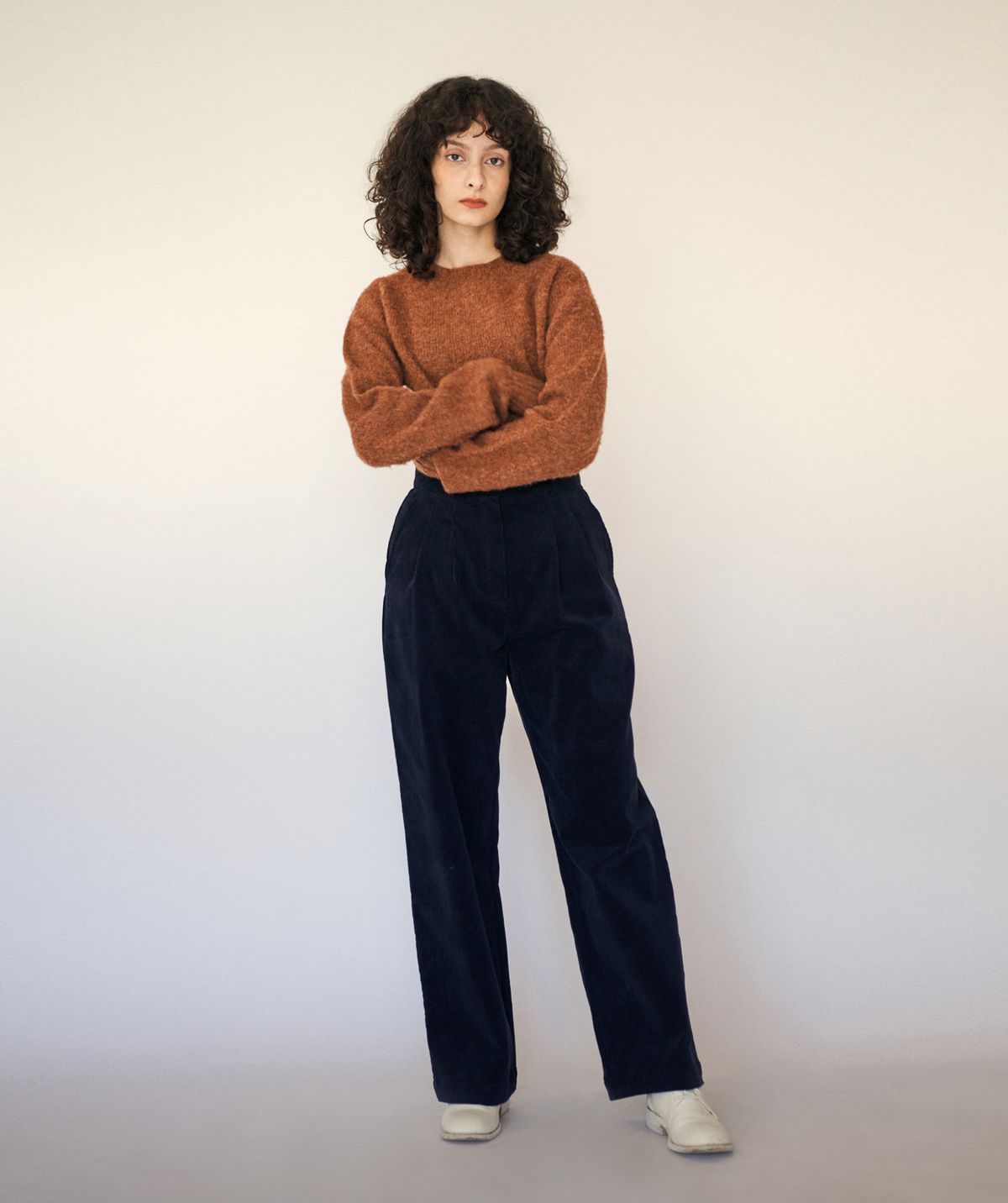 버나드밀즈(BERNARD MILLS) DOUBLE PLEATED CORDUROY PANTS - NAVY