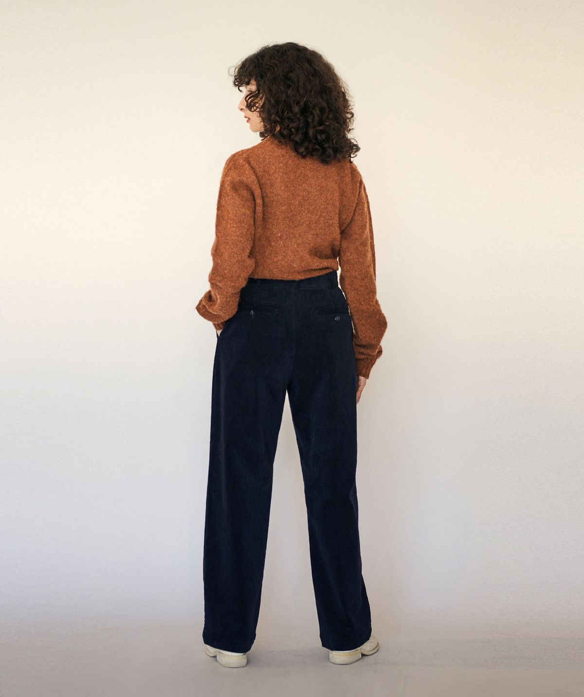버나드밀즈(BERNARD MILLS) DOUBLE PLEATED CORDUROY PANTS - NAVY
