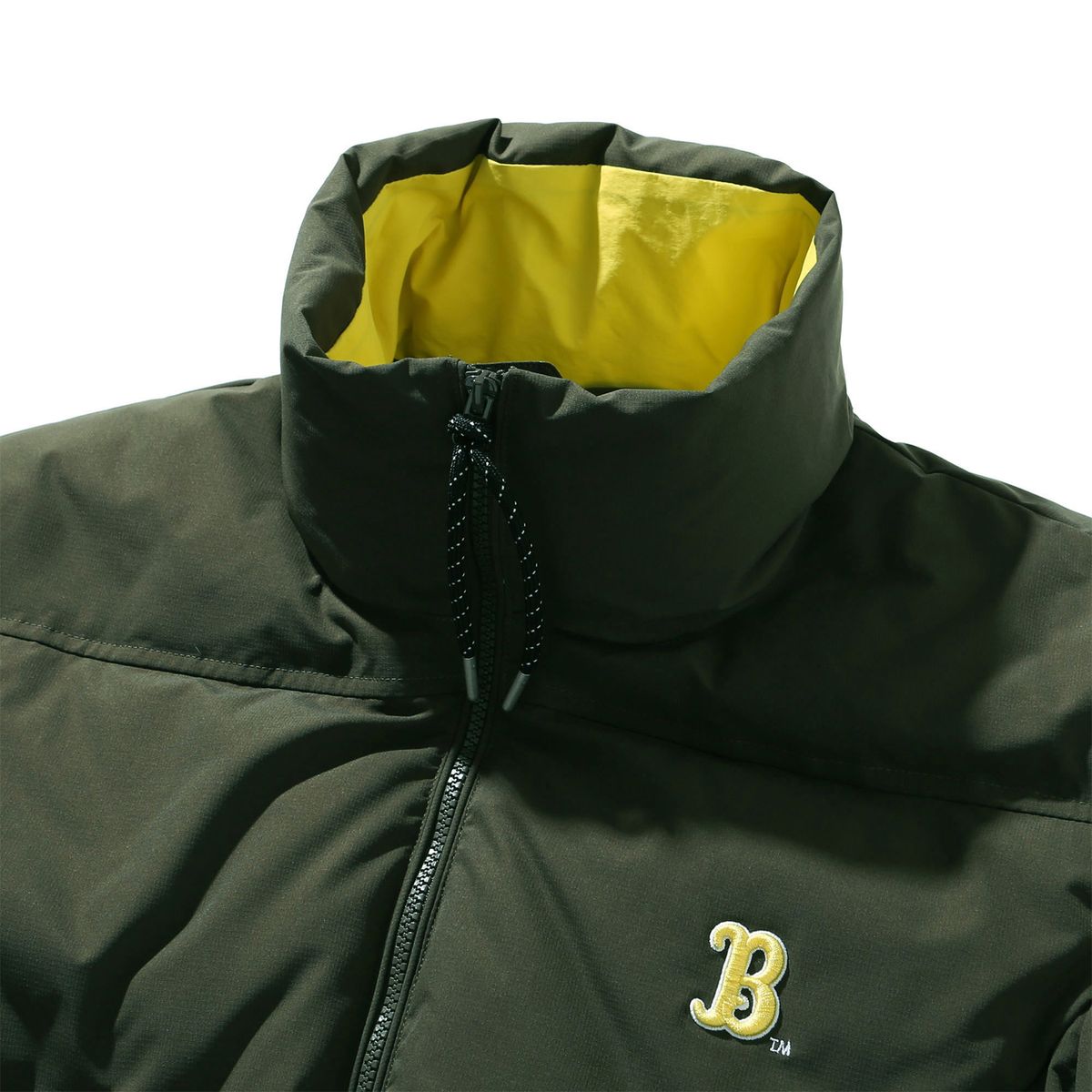 유씨엘에이(UCLA) BRUINS B로고 푸퍼 숏 점퍼 [KHAKI](UXBDO23_65)