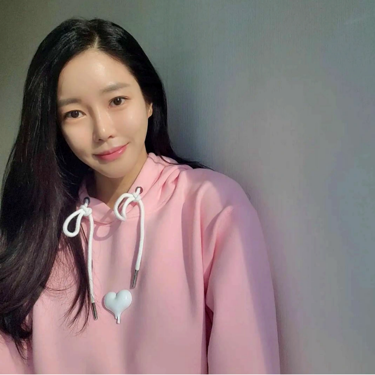 멀리건(MULLIGUN) 메탈하트 골프후드티