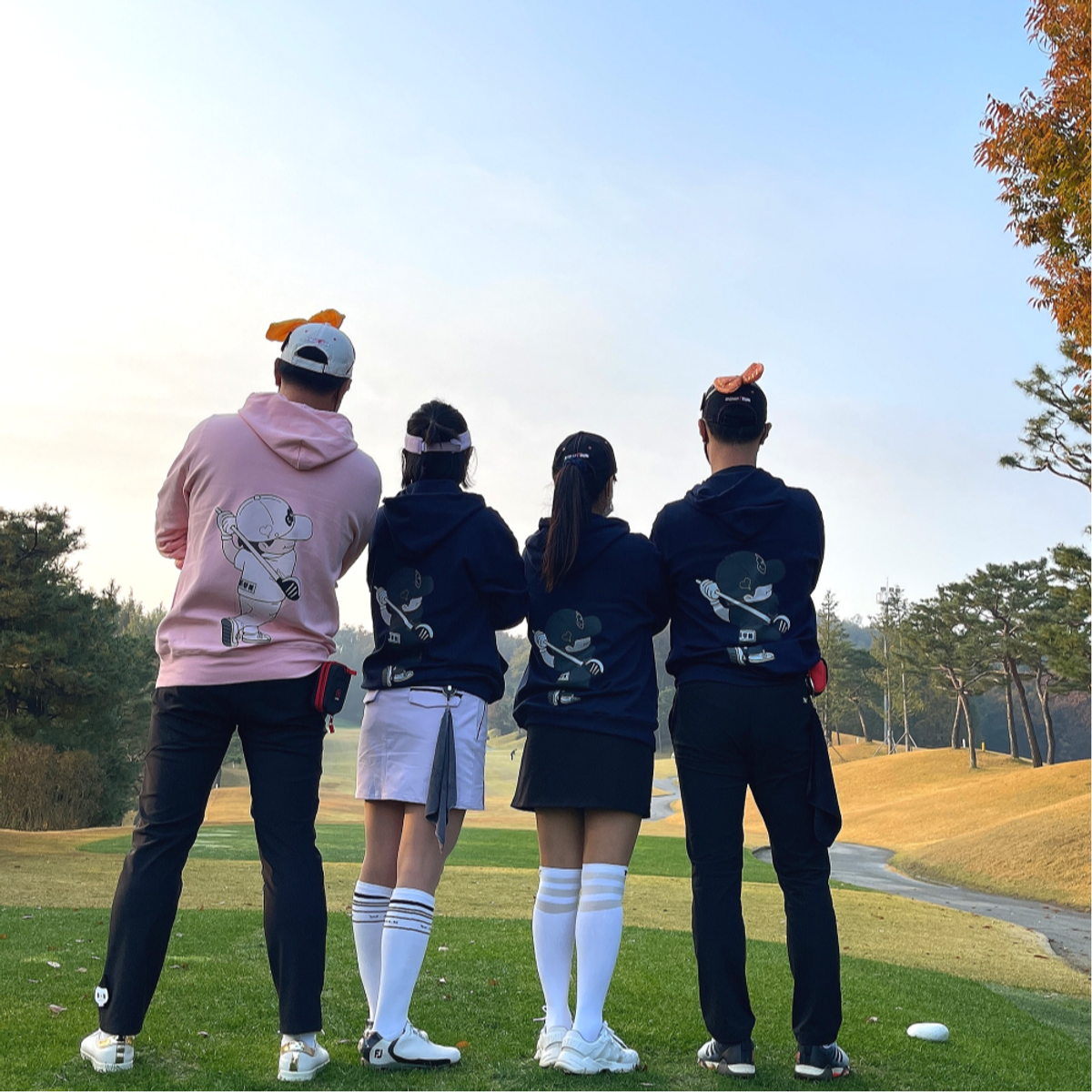 멀리건(MULLIGUN) 메탈하트 골프후드티
