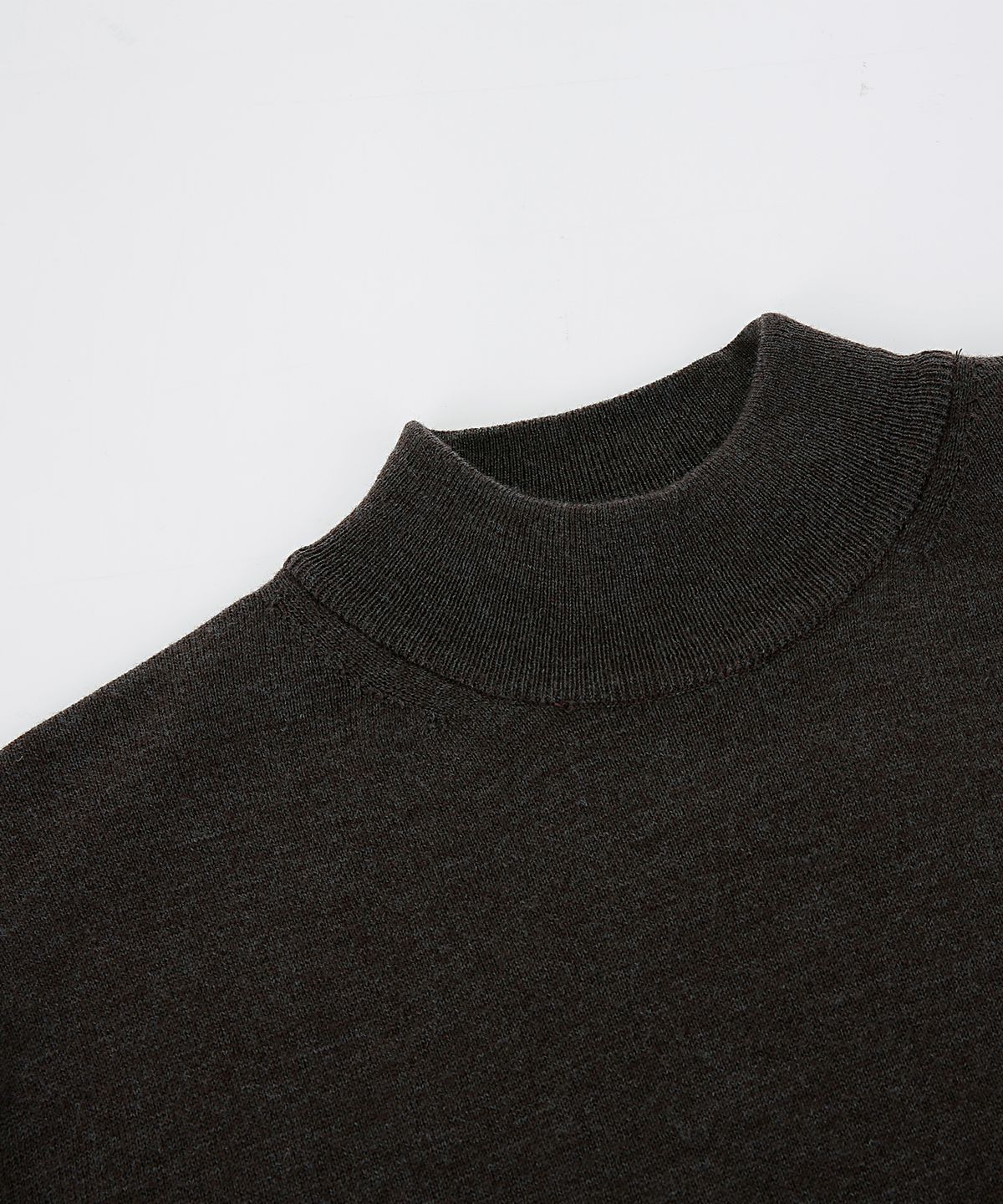 벨리프(BELLIEF) Merino wool Moc-Neck knit (Brown)
