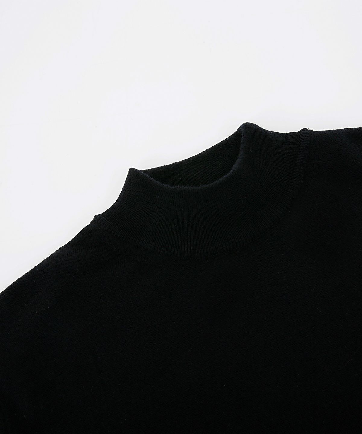 벨리프(BELLIEF) Merino wool Moc-Neck knit (Black)
